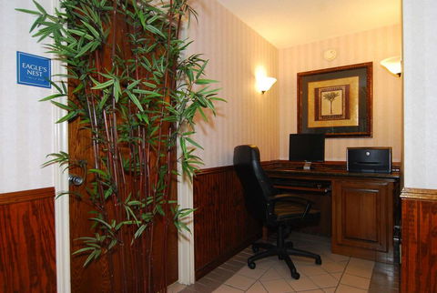 Best Western Lindale Inn - LBG 3