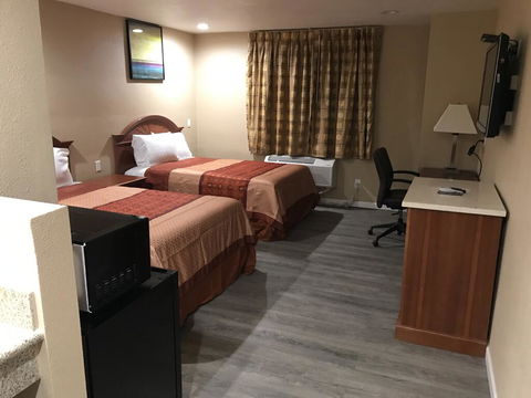 Budget Inn Motel - LBG 0
