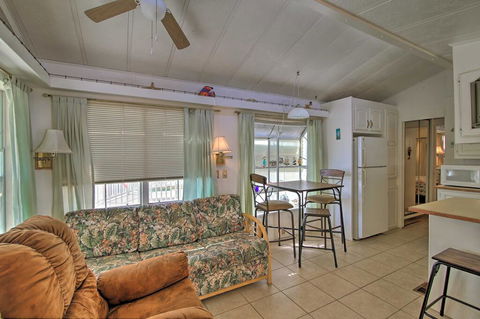 Canalfront Port Isabel Escape With Boat Dock! - LBG 3