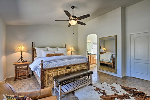 Cave Creek Modern Home With Patio, Grill & Pool! - LBG 0