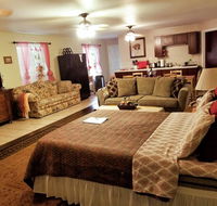 Charming Downstairs Unit