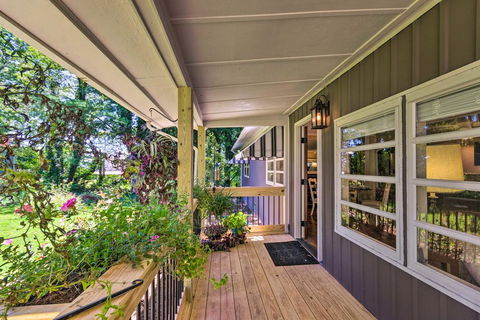 Charming Mills River Cottage With Spacious Yard! - LBG 1