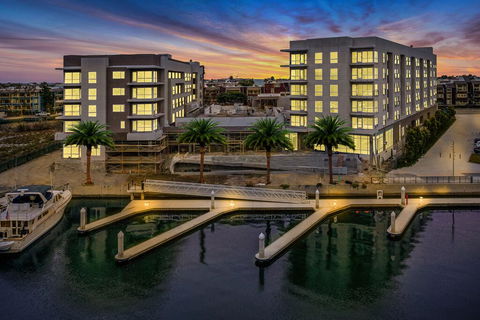 Courtyard By Marriott Marina Del Rey - LBG 0