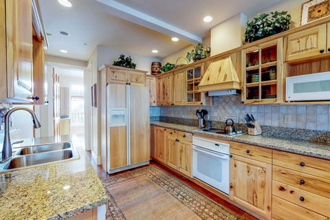 Crail Creek 607 - LBG 1