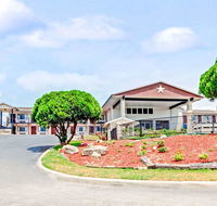 Days Inn by Wyndham Boerne