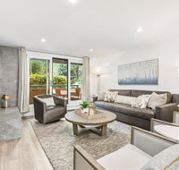 Designer Condo on River - Steps to Aspen Center