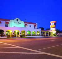 Dow Villa Motel