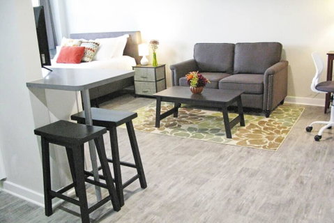 DOWNTOWN New Modern Loft With Full Kitchen, Gym, Rooftop Terrace - LBG 0