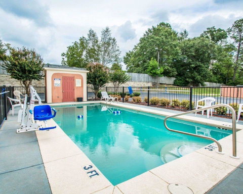 Econo Lodge Dothan - LBG 2