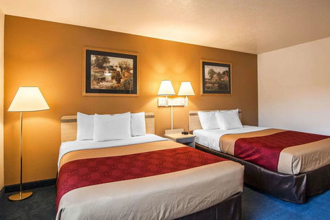 Econo Lodge Inn & Suites Corvallis - LBG 2
