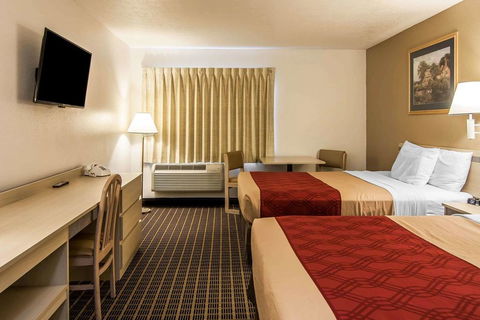 Econo Lodge Inn & Suites Corvallis - LBG 3