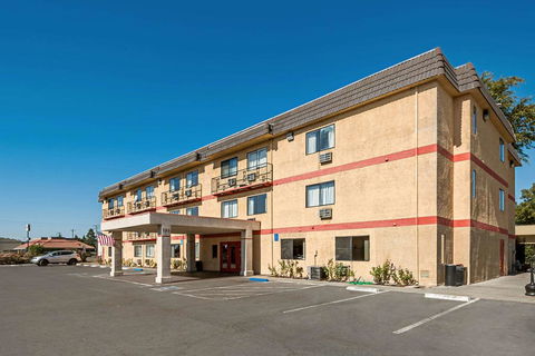 Econo Lodge Inn & Suites Yuba City - LBG 0