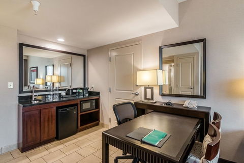 Embassy Suites Palmdale - LBG 2