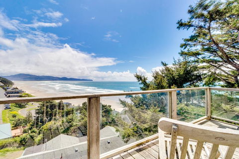Escape To Oceanside - LBG 0