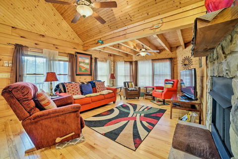 Garnerland In Luray Pet-Friendly Log Cabin With Porch - LBG 3