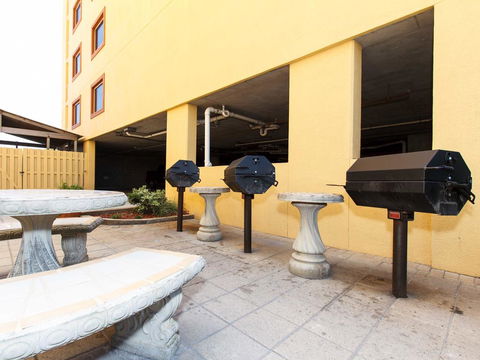 Gulf Dunes 312: Relaxing Beach Getaway, WIFI, Pool, Tennis, BBQ, FREE BCH SV - LBG 1