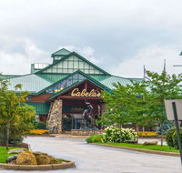Hawthorn Suites by Wyndham Wheeling at The Highlands