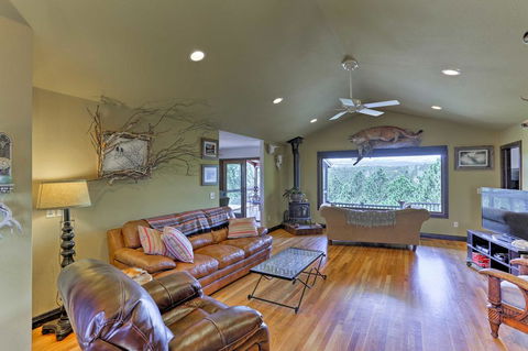 Hermosa Home With Blackhills View, Gas Grill And Deck! - LBG 3