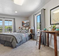 High Sierra Hideout- Yosemite  Bass Lake Getaway