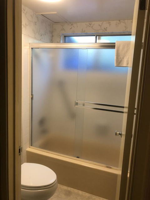 Hillside Inn - LBG 2