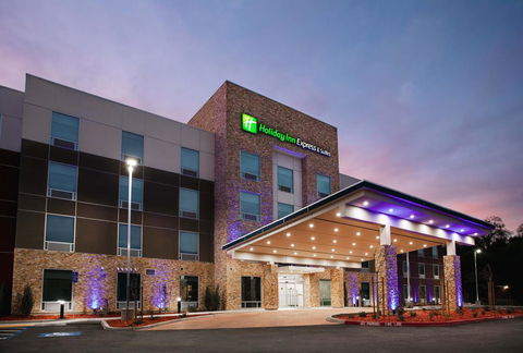 Holiday Inn Express & Suites Oakhurst-Yosemite Park Area - LBG 1