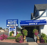 Holiday Lodge Motel