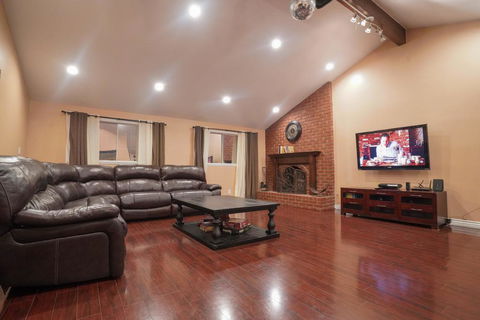 Home Away From Home, Near Disneyland, Knotts Berry Farm, & Beaches - LBG 0