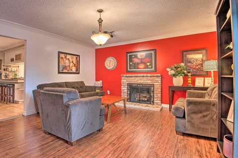 Home With Sunroom, 4Mi To Santa Anita Race Track - LBG 3