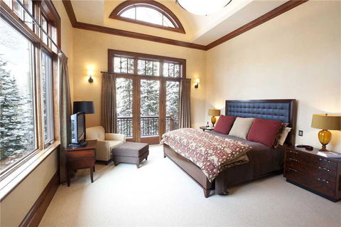 HOOD PARK MANOR - LBG 1