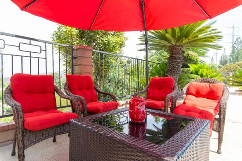 House With Hill And City Views, Heated Pool And Spa, Outdoor Fire Pit And Indoor Fireplace - LBG 2