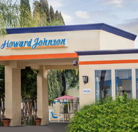Howard Johnson by Wyndham Orange Hotel Suites