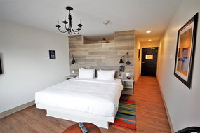 Book Port Huron Accommodation Vacations LBG LBG