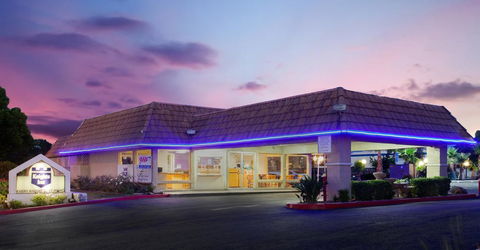 Knights Inn Palmdale - LBG 2