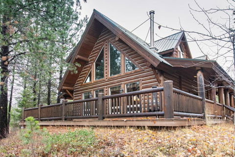 Lake 5 Cabin - LBG 3