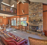 Lakefront Retreat with Boats Less Than 9 Mi to Camelback Mtn