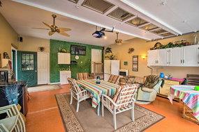 Book Deckerville Accommodation Vacations LBG LBG