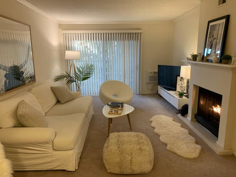 Mid-Century Modern Marina Paradise - LBG 0