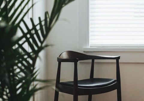 Modern Artistic Apartment Minutes From Downtown - LBG 1