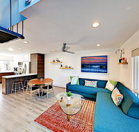 Modern Mountain-View Condo 1 Block to Beach condo