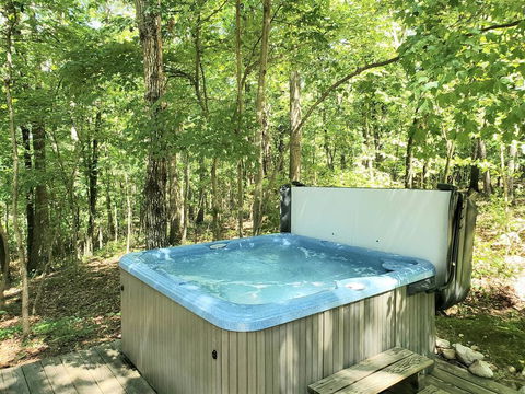 Mountain_Hideaway - LBG 1