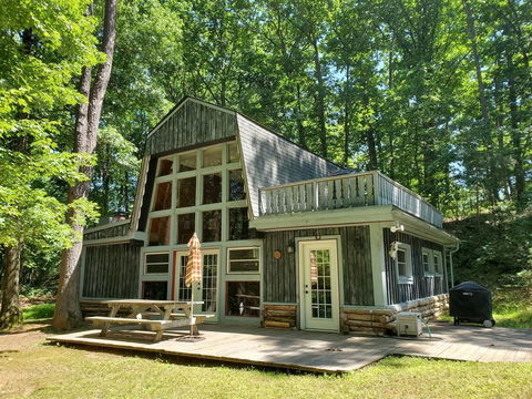 Mountain_Hideaway - LBG 0