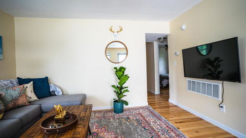 NEW! Quiet Family House Near The Casino - LBG 3