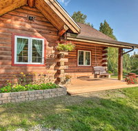North Pole Log Cabin w/Northern Lights Views