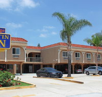 Orange Tustin Inn in Orange