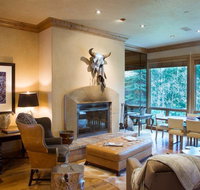 Owl Creek 4 Bedroom Luxury Home Ski-in Ski-out