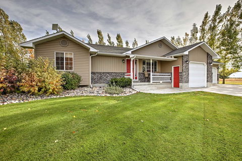 Private 2-Acre Home With Views Of The Teton River! - LBG 0