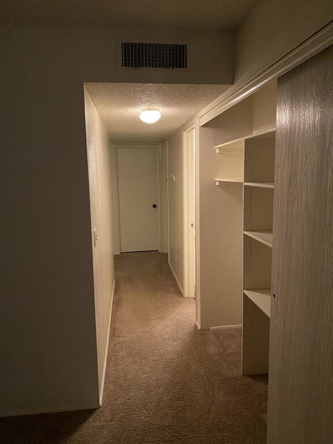 Private Bedroom In Apartment - LBG 0