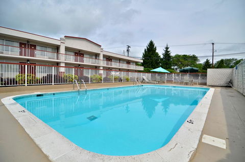 Quality Inn - LBG 3