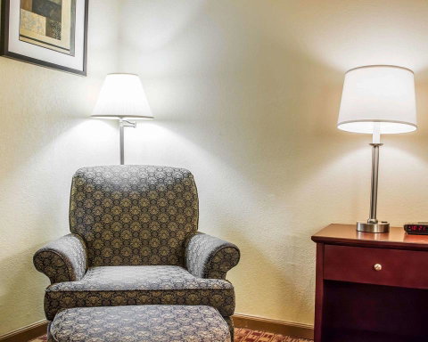 Quality Inn Madison - LBG 1