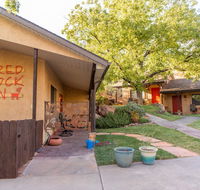 Red Rock Inn Cottages